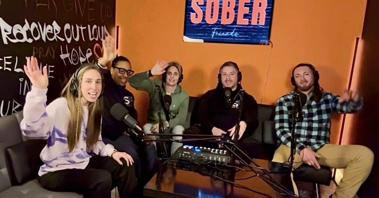 Sober Friends Podcast hosts